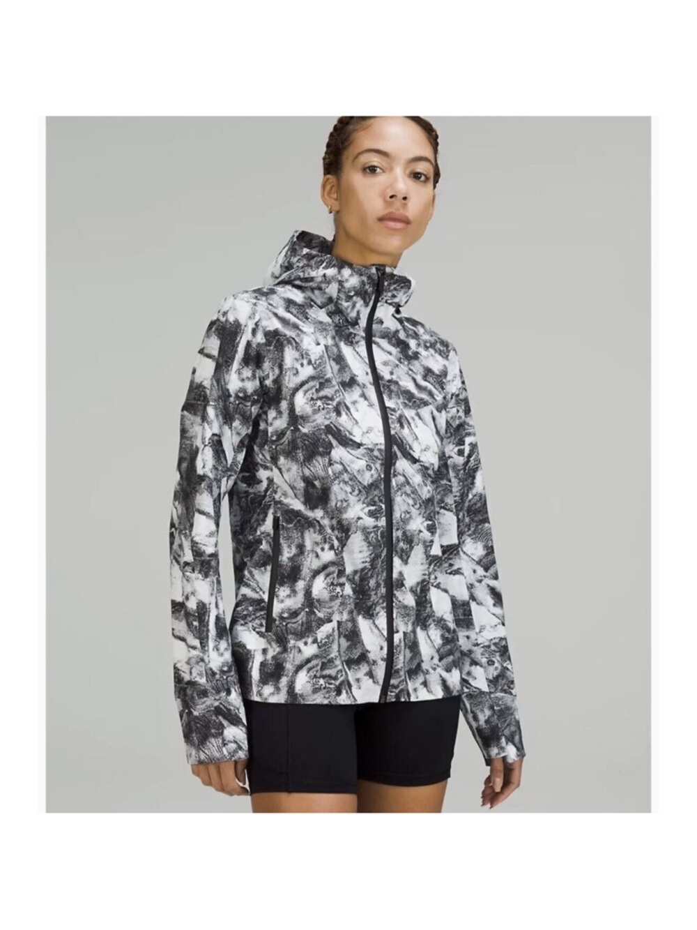 Lululemon Break a Trail Jacket in Take Flight Gray